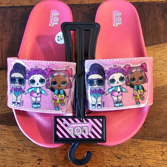 L.O.L. Surprise! Other - NWT-L.O.L Surprise!-Girl's-Slides-Size 11/12-Pink
